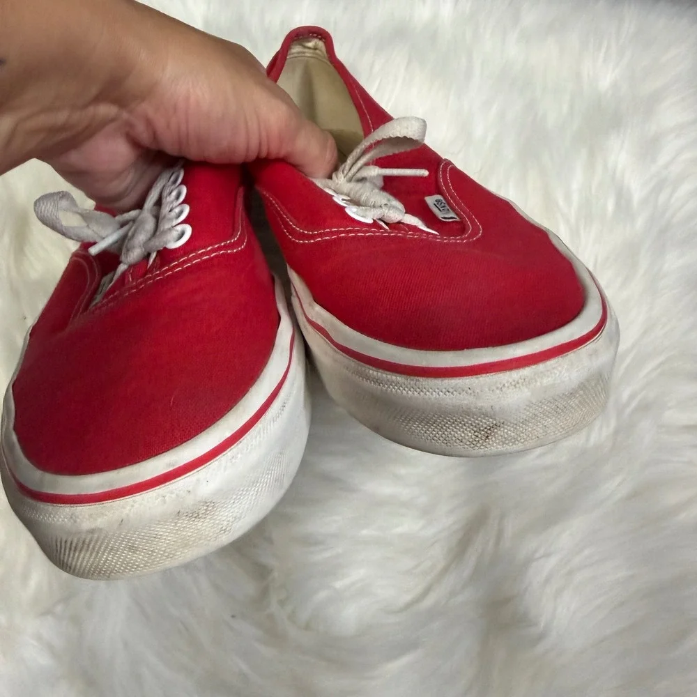 Vans Authentic - Red Classic Lace Up Sneakers Mens 7 Women's 8.5